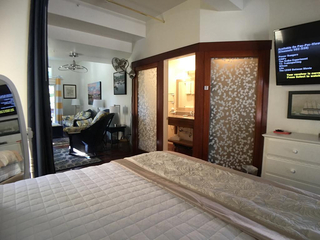 Camden Riverhouse Hotel And Inn מראה חיצוני תמונה